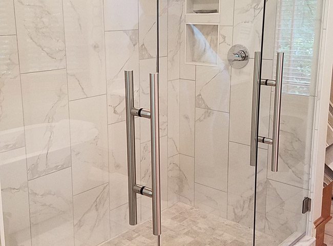 Inabinet Glass & Mirror | Columbia, SC | glass shower doors